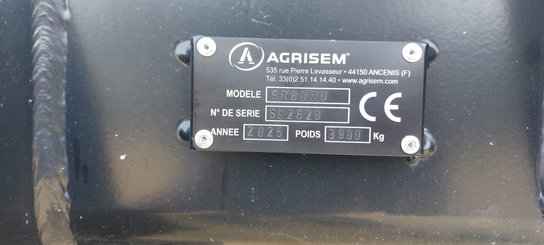 Semoir pour semis simplifié Agrisem Strip-Cat II porté Repliable