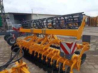Déchaumeur à disques Agrisem Disc-O-Mulch Gold porté Fixe