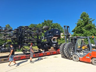 Semoir pour semis simplifié Agrisem Strip-Cat II traîné Repliable
