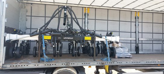 Semoir pour semis simplifié Agrisem Strip-Cat II porté Repliable