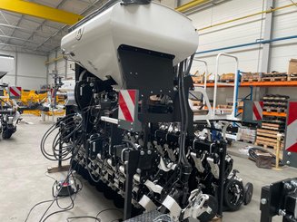 Semoir pour semis simplifié Agrisem BOSS Dual porté F