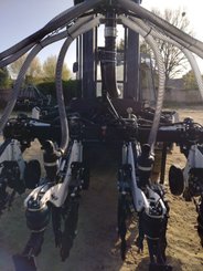 Semoir pour semis simplifié Agrisem Strip-Cat II porté Repliable