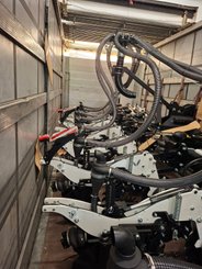 Semoir pour semis simplifié Agrisem Strip-Cat II porté Repliable