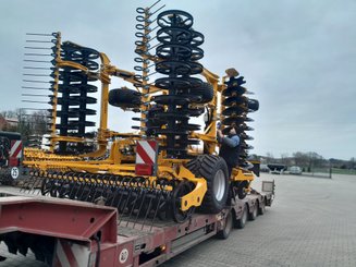 Déchaumeur à disques Agrisem Disc-O-Mulch Série R traîné Repliable