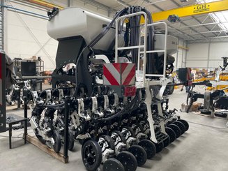 Semoir pour semis simplifié Agrisem BOSS Dual porté F