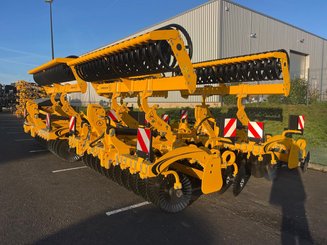 Déchaumeur à disques Agrisem Disc-O-Mulch Gold porté Fixe