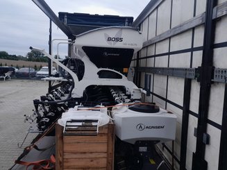 Semoir pour semis simplifié Agrisem BOSS Dual porté F