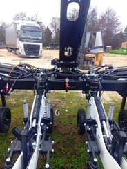 Semoir pour semis simplifié Agrisem Strip-Cat II porté Repliable