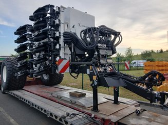 Semoir pour semis simplifié Agrisem BOSS Trainé 4/7.5m