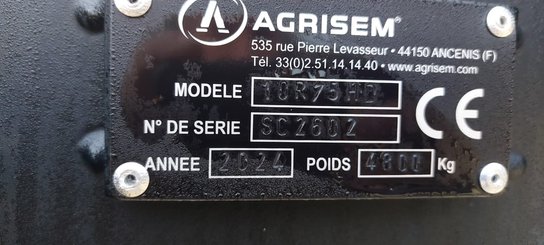 Semoir pour semis simplifié Agrisem Strip-Cat II porté Repliable
