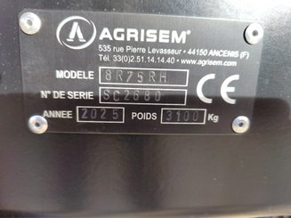 Semoir pour semis simplifié Agrisem Strip-Cat II porté Repliable