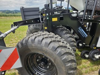 Semoir pour semis simplifié Agrisem mBOSS Rétractable