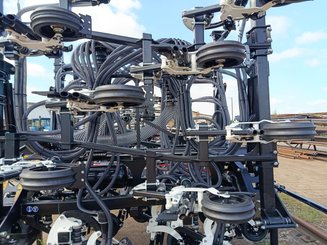 Semoir pour semis simplifié Agrisem BOSS Repliable