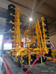 Déchaumeur Agrisem Turbomulch Extra Repliable