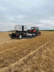 Semoir pour semis simplifié Agrisem BOSS Trainé 4/7.5m