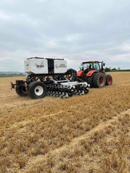 Semoir pour semis simplifié Agrisem BOSS Trainé 4/7.5m