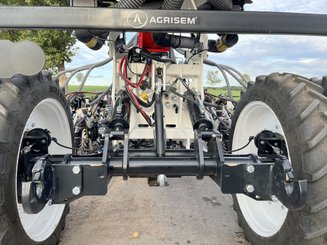 Semoir pour semis simplifié Agrisem Strip-Cat II traîné Repliable