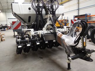 Semoir pour semis simplifié Agrisem BOSS Trainé 3/4m