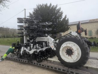 Semoir pour semis simplifié Agrisem Strip-Cat II traîné Repliable