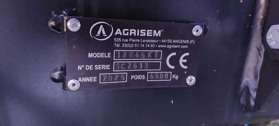 Semoir pour semis simplifié Agrisem Strip-Cat II traîné Repliable