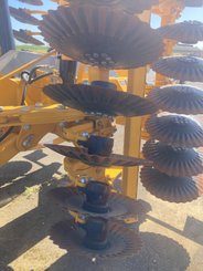 Déchaumeur à disques Agrisem Disc-O-Mulch Gold traîné Repliable