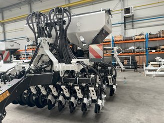 Semoir pour semis simplifié Agrisem BOSS Trainé 3/4m