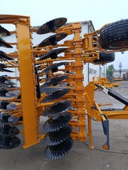 Déchaumeur à disques Agrisem Disc-O-Mulch Gold traîné Repliable