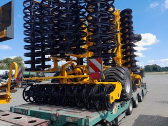 Déchaumeur à disques Agrisem Disc-O-Mulch Série R traîné Repliable