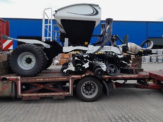 Semoir pour semis simplifié Agrisem mBOSS Rétractable