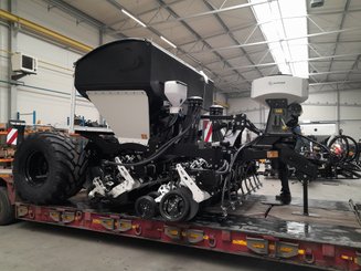 Semoir pour semis simplifié Agrisem mBOSS Rétractable