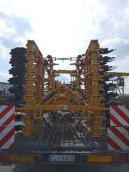 Déchaumeur à disques Agrisem Disc-O-Mulch Gold porté Repliable