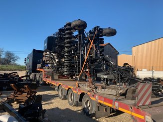 Semoir pour semis simplifié Agrisem Strip-Cat II traîné Repliable