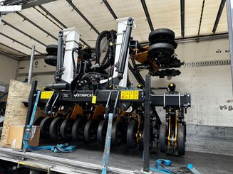 Semoir pour semis simplifié Agrisem Strip-Cat II porté Repliable