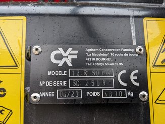 Semoir pour semis simplifié Agrisem Strip-Cat II porté Repliable