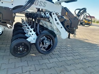 Semoir pour semis simplifié Agrisem mBOSS Rétractable