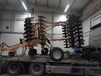 Déchaumeur à disques Agrisem Disc-O-Mulch Série R traîné Repliable