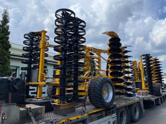 Déchaumeur à disques Agrisem Disc-O-Mulch Gold traîné Repliable