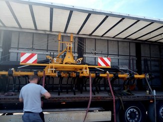 Semoir pour semis simplifié Agrisem Vibrosem porté Repliable