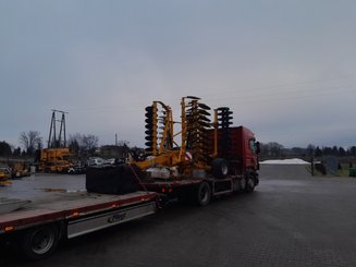 Déchaumeur à disques Agrisem Disc-O-Mulch Série R traîné Repliable