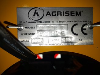 Déchaumeur à disques Agrisem Disc-O-Mulch Série R porté Repliable
