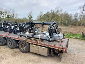 Semoir pour semis simplifié Agrisem Strip-Cat II porté Repliable