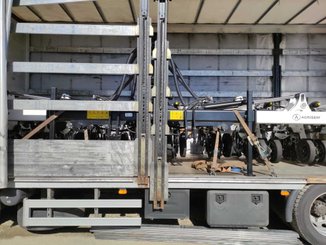 Semoir pour semis simplifié Agrisem Strip-Cat II porté Repliable