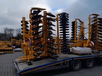 Déchaumeur à disques Agrisem Disc-O-Mulch Série R porté Repliable