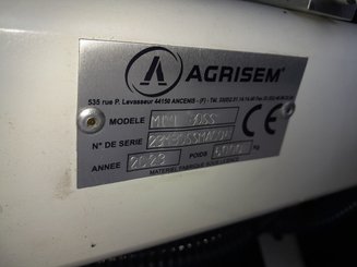 Semoir pour semis simplifié Agrisem mBOSS Rétractable