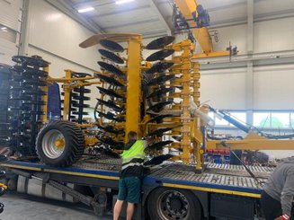 Déchaumeur à disques Agrisem Disc-O-Mulch Gold traîné Repliable