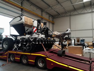 Semoir pour semis simplifié Agrisem mBOSS Rétractable