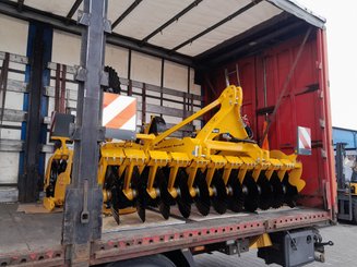 Déchaumeur à disques Agrisem Disc-O-Mulch Série R porté Fixe