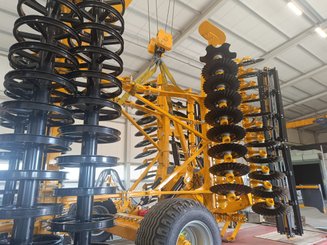 Déchaumeur à disques Agrisem Disc-O-Mulch Gold traîné Repliable