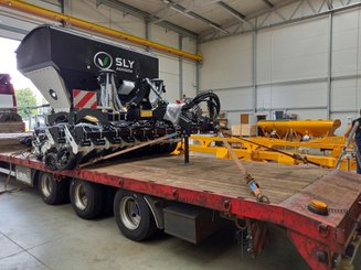 Semoir pour semis simplifié Agrisem mBOSS Rétractable