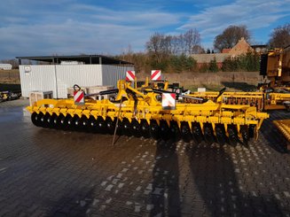 Déchaumeur à disques Agrisem Disc-O-Mulch Série R porté Repliable